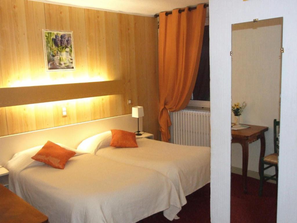 Hotel Du Val D'Aure Cadéac Oda fotoğraf